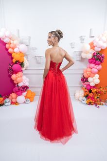 red ballgown, photo 3